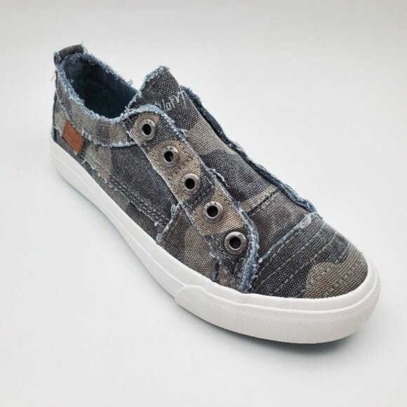 BUY ONE GET ONE FREE Blowfish Play slip on Sneakers Gray  Camo Women's Size 7.5 - Picture 7 of 7